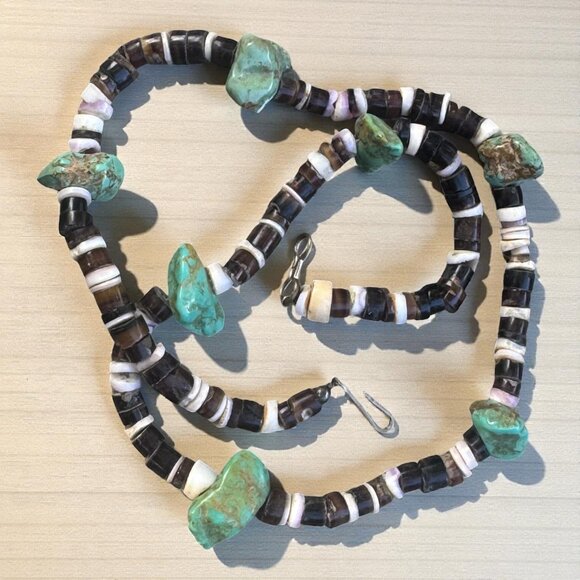 Vintage Artisan Crafted Turquoise & Heishi Shell Beaded Necklace Native American - Picture 7 of 7